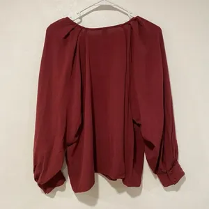 Old Navy Women’s Large Burgundy Button Front Blouse Long Sleeve V-Neck thumbnail 2