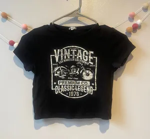 GARAGE LA California Vintage Classic Legends Motorcycle Cropped Top thumbnail 1