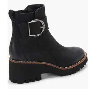 Blondo Dagger Waterproof Black Nubuck Lug Sole Ankle Boots Women’s 6.5 NWT thumbnail 4