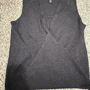 White House Black Market Grey Metallic Knit Surplice Wrap Sleeveless Top M thumbnail 3