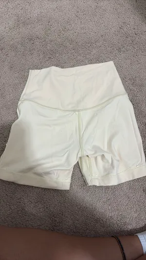 Lululemon Align Shorts 6" thumbnail 4