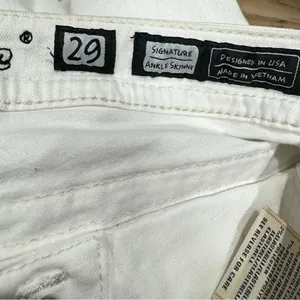 Miss Me Signature Ankle Skinny White Jeans Women’s 29 thumbnail 4
