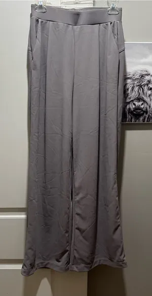 NWT Halara wide leg casual pants thumbnail 1
