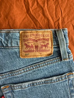Levi’s 501 Shorts thumbnail 3