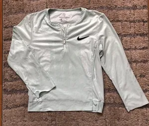 Nike Cropped Top thumbnail 1