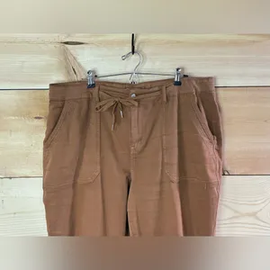 Judy Blue Garment Dyed Cuffed Jeans thumbnail 5