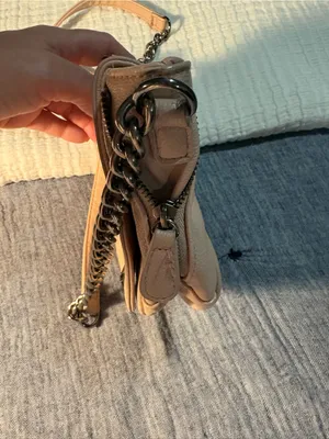 Steve Madden crossbody bag in pink blush with Silver Chain strap thumbnail 4