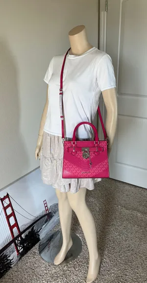 Michael Kors Purse thumbnail 9