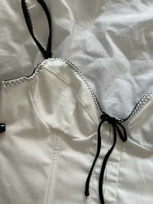 White Fox Going Out Top thumbnail 4