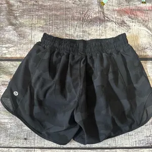 Lululemon Black Camo Hotty Hot Shorts Size 4 thumbnail 3