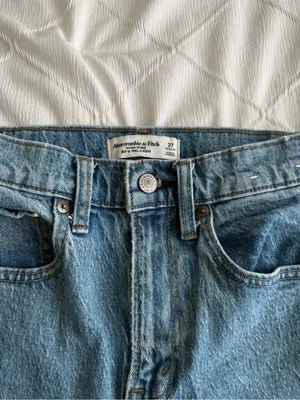 Abercrombie 90’s Relaxed Jean Blue Size 27 thumbnail 4