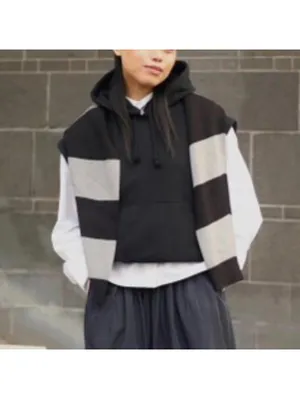 Uniqlo Sweat Sleeveless Hoodie Vest Black NWT XS thumbnail 5