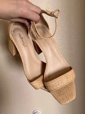 J. McLaughlin Raffia‎ Block Heel Sandals Sz 8.5 Trendy Summer Vacation thumbnail 1