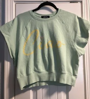 Vinyl Icons Short Sleeve Sweatshirt Women XL Mint Green Ciao Graphic Cropped Top thumbnail 1