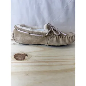 UGG Australia Women's Brown Suede Sheepskin Lined Moccasin Slippers Size 5 thumbnail 3