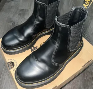 Dr. Martens Bex thumbnail 1