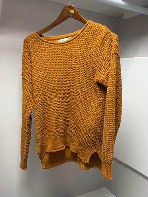 Sweater Yellow Size M thumbnail 1