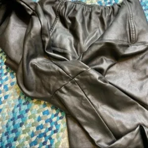 Aritzia‎ Leggings thumbnail 8