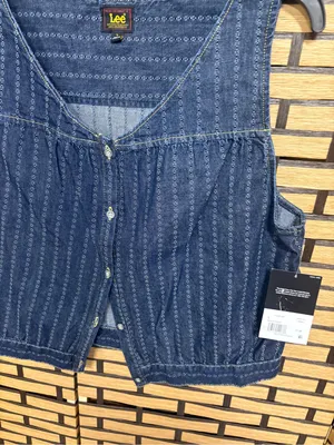 Lee Denim vest size large thumbnail 3