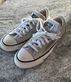 Light Grey Low-Top Converse thumbnail 1
