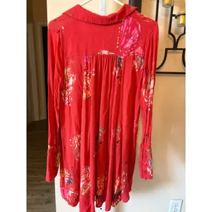 Free People Red Butterfly Print V-Neck High Low Tunic Top Small thumbnail 6