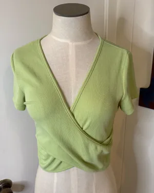 Princess Polly Lime Green Ribbed Wrap Crop Top Sz 8 thumbnail 1