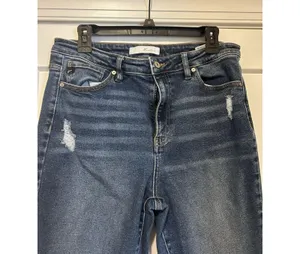 Kancan Women’s Size 13 / 30 Dark Wash Distressed Estilo Jeans High Rise Tapered thumbnail 2