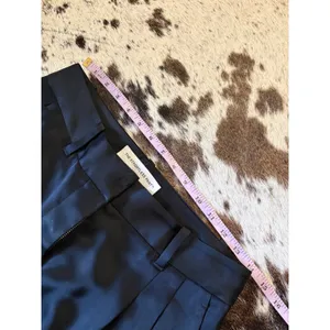 Aritzia The Effortless Pant Satin‎ In Black Size 6 thumbnail 4