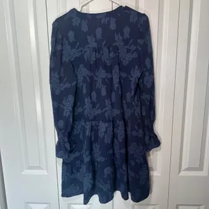 Umgee Mini Dress Womens Medium Navy Blue Floral Textured Smocked Sleeve Tiered thumbnail 5