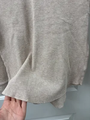 Everlane 100% organic cotton long sleeve turtleneck top waffle knit thermal thumbnail 3