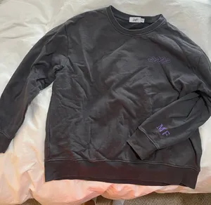 Mayfair Group Crewneck thumbnail 2