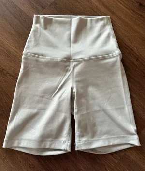 Yogalicious Biker shorts thumbnail 1