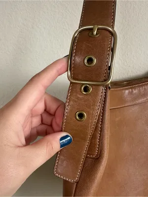 Vintage Coach Legacy 9325 Medium Slim Hobo Duffle Sac Bag in Cognac Leather thumbnail 11