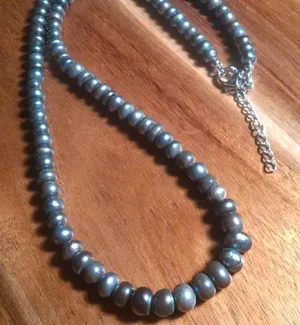 Elegant Grey Pearl Stainless Steel Necklace (18 Inches) thumbnail 1