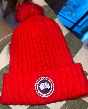 Canada Goose Hat thumbnail 1