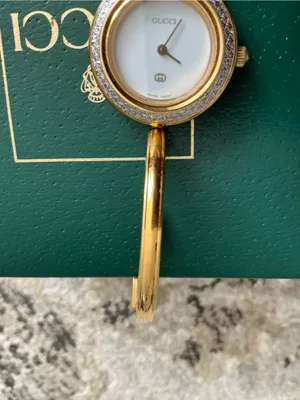 Gucci DRESSY Bangle Watch set with Interchangeable bezels❤️‍🔥❤️‍🔥❤️‍🔥 thumbnail 14