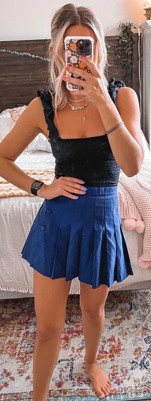 DICK'S Sporting Goods Blue Pleated Mini Skirt thumbnail 1