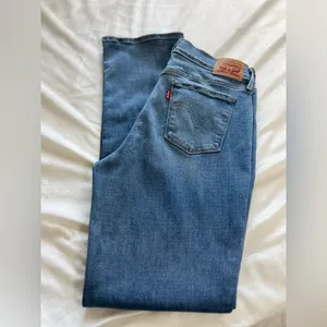 Levi's Women's Straight Leg Jeans‎ in Blue Size 10 thumbnail 10