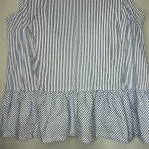 J. Crew Woman's Size Medium‎ Peplum Top Blue White Stripe Bow Detail Cotton thumbnail 4