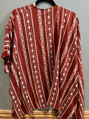 Von Maur Red And White Cardigan thumbnail 2