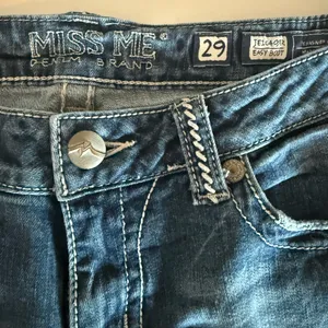 MISS ME Denim Easy Boot Thick Stitch Bling Studded Pockets Blue Jeans Size 29 thumbnail 9