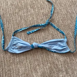 Frankie's Bikinis Blue Patterned Bikini Top thumbnail 2