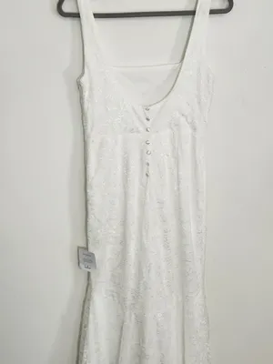 Lulus White Lace Sleeveless Wedding Dress NWT Sz Medium White Lace Wedding Gown thumbnail 5