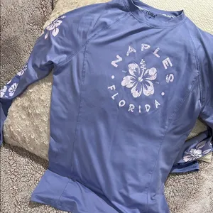 Spicy Tuna Blue Graphic Tee Size M Size M thumbnail 3