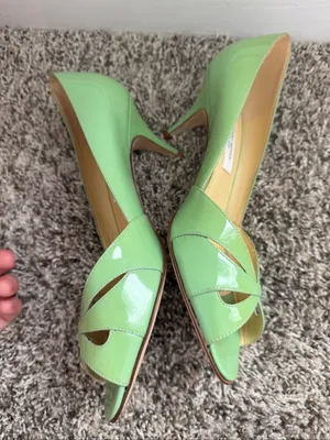 Saks Fifth Avenue Vero Cuoio Green Kitten Heels Size 8.5 shoe. thumbnail 2