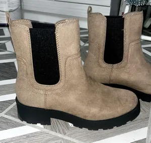 Old Navy Faux-Suede Chelsea Boots thumbnail 3