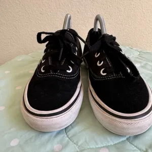Vans Black Classic Pop Crush Sneakers Mens size 3.5 / Women’s size 5 thumbnail 3