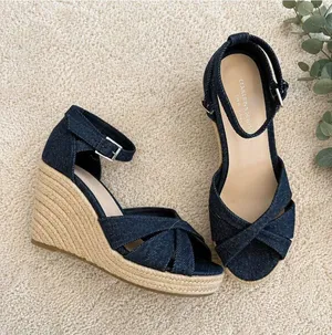 Christian Siriano Denim Espadrille Wedge Sandals Sz 6 Blue Open Toe Heels thumbnail 1