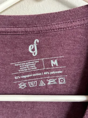 Burgundy Elevated Faith T-Shirt Quote Graphic Tee - size medium thumbnail 2