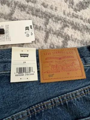 Levi's Women’s Dark Blue Relaxed Cut Denim Shorts (longer hem) thumbnail 5